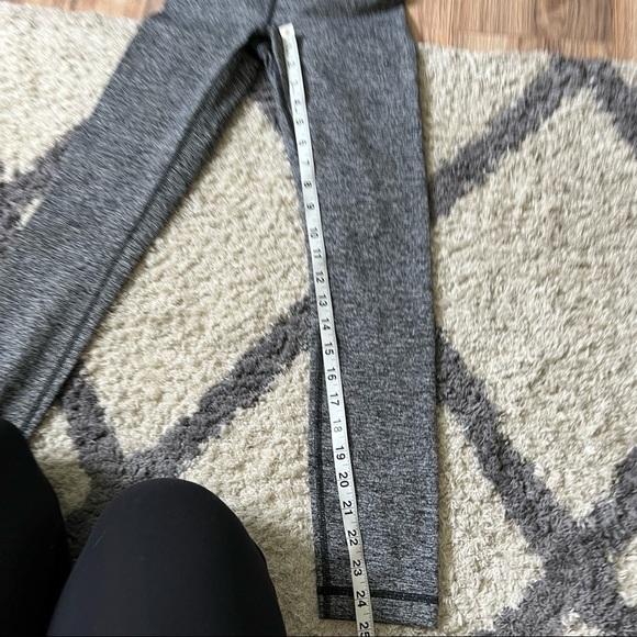 Lululemon Wunder Under Leggings - Picture 8 of 12